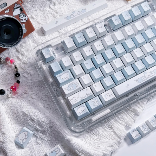 Clound Ants blue apple