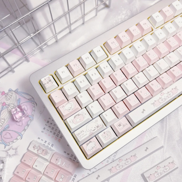 Clound Ants Pink apple