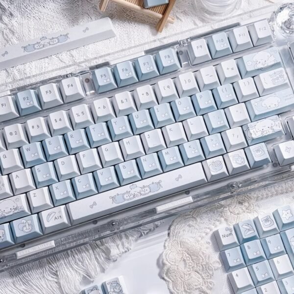 Clound Ants blue apple